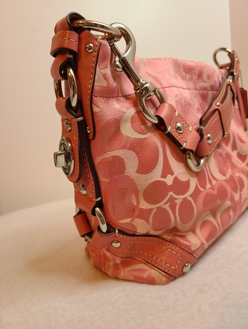 Rare Y2K Vintage Coach Carly Pink Signature Optic Medium Hobo Bag - Picture 4 of 10